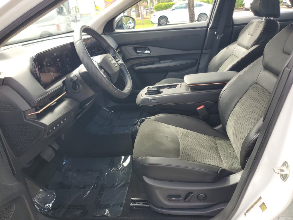 Used 2024 Nissan Ariya FWD image 15
