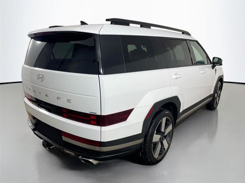 Used 2025 Hyundai Santa Fe Limited image 7