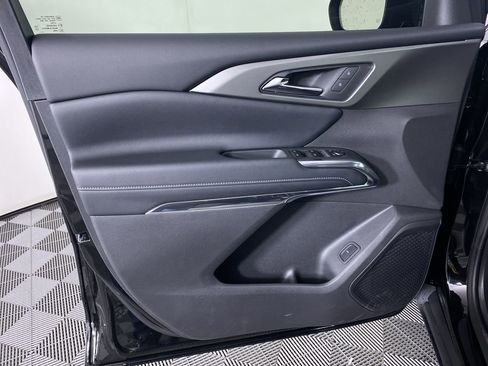 New 2026 Chevrolet Traverse LT image 12