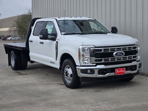 New 2026 Ford F350 XL w/ XL Chrome Package image 2