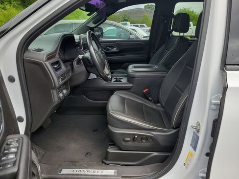 Used 2021 Chevrolet Suburban Z71 w/ Rear Media and Nav Package AWD/4WD image 25