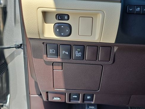 Used 2017 Lexus ES 350 w/ Navigation System Package FWD image 28