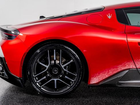 Used 2022 Maserati MC20 Coupe image 10