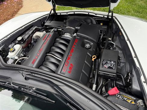 Used 2011 Chevrolet Corvette Grand Sport w/ Preferred Equipment Group RWD image 65