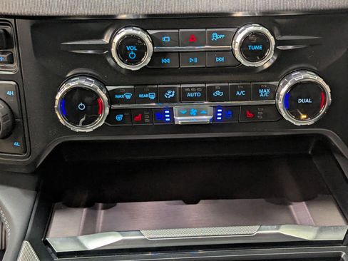 Certified 2026 Ford F250 Platinum image 26