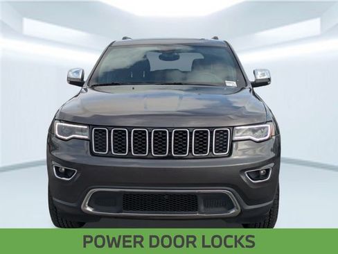 Used 2017 Jeep Grand Cherokee Limited w/ Luxury Group II image 10