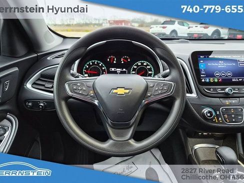 Used 2024 Chevrolet Malibu LT image 8