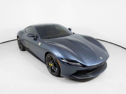 Used 2024 Ferrari Roma image 12