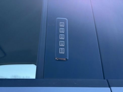 Used 2024 Ford F150 XLT image 17