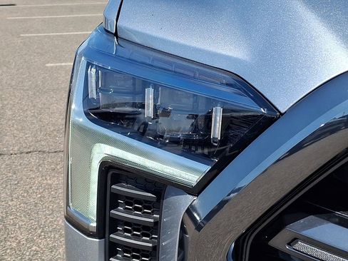 Used 2023 Toyota Tundra Platinum AWD/4WD image 12