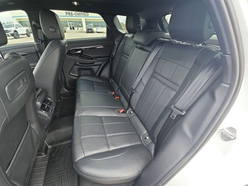 Used 2021 Land Rover Range Rover Evoque R-Dynamic SE image 27