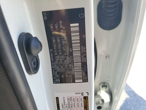 Used 2023 Toyota 4Runner TRD Off-Road Premium AWD/4WD image 28