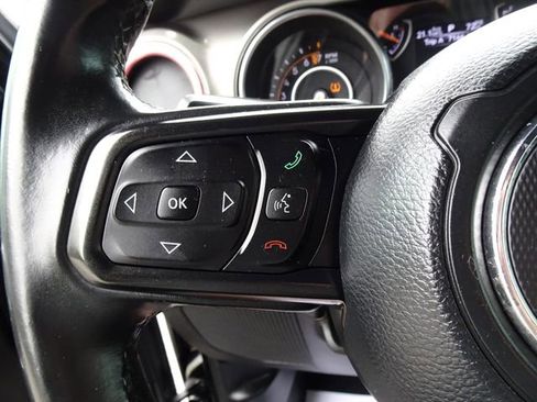 Used 2018 Jeep Wrangler Unlimited Sport S AWD/4WD image 25