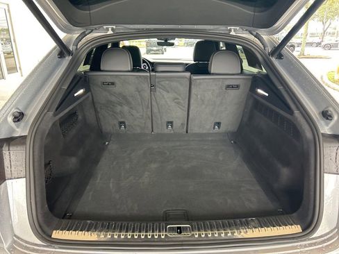 Used 2019 Audi Q8 Premium Plus image 35
