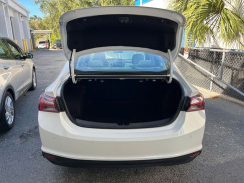 Used 2024 Chevrolet Malibu LT image 31