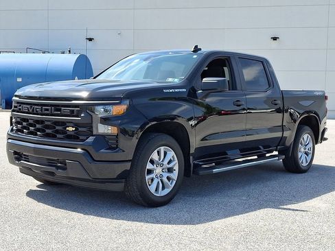 Used 2022 Chevrolet Silverado 1500 Custom AWD/4WD image 6