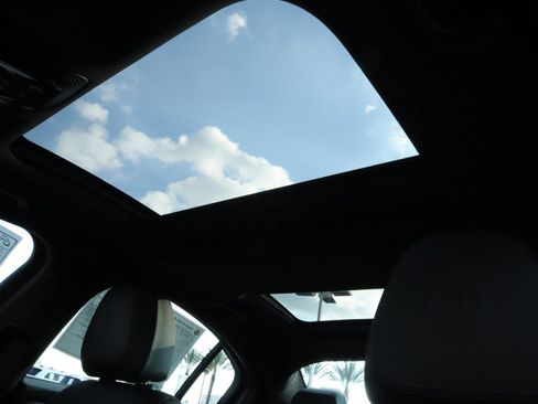 New 2025 Alfa Romeo Giulia w/ Veloce Package Rwd image 18