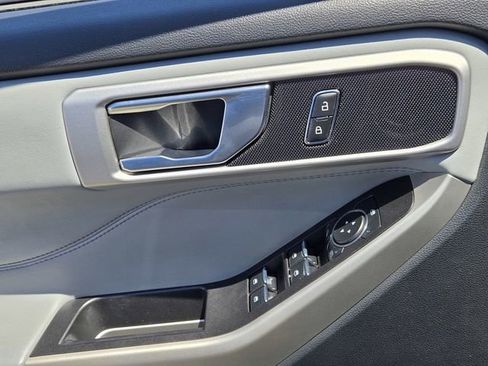 Used 2023 Ford Explorer XLT w/ Equipment Group 202A image 21