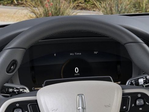 New 2026 Lincoln Corsair Premiere image 35