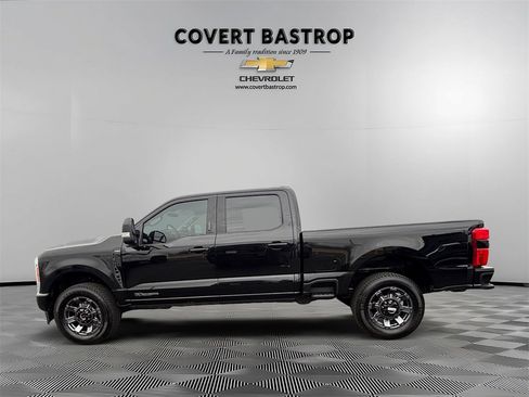 Used 2023 Ford F350 Lariat w/ Lariat Ultimate Package image 5