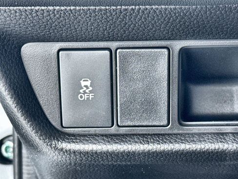 New 2026 Honda HR-V EX-L image 17