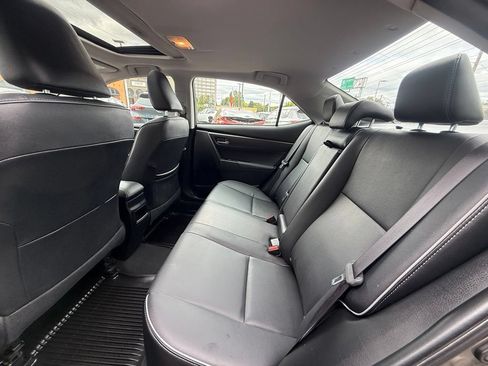 Used 2018 Toyota Corolla XLE FWD image 16