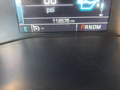 Used 2016 Chevrolet Colorado LT w/ LT Convenience Package image 9