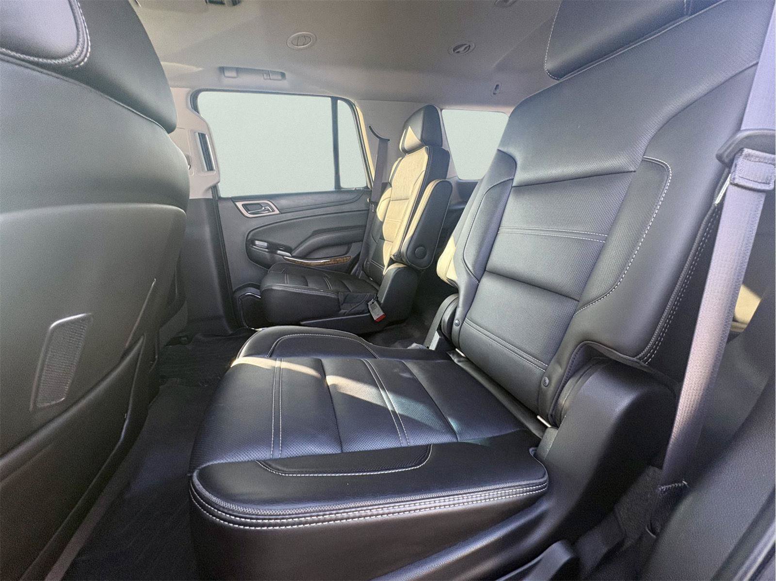 Used 2016 GMC Yukon Denali w/ Open Road Package AWD/4WD image 10