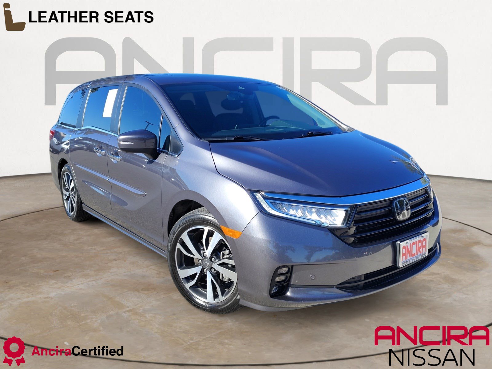 Used 2024 Honda Odyssey Touring image 1