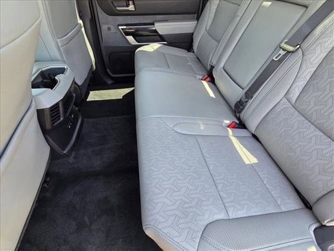 Used 2023 Toyota Tundra Limited AWD/4WD image 17