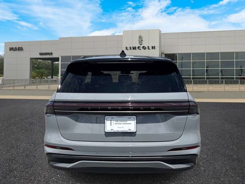 New 2026 Lincoln Nautilus Reserve w/ Jet Appearance Package AWD/4WD image 4