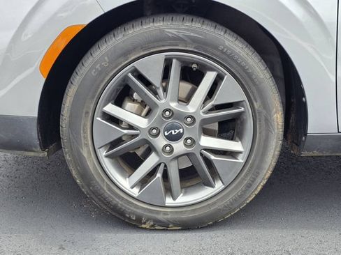 Used 2022 Kia Soul EX FWD image 30