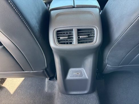 Used 2024 Buick Envision Preferred AWD/4WD image 30