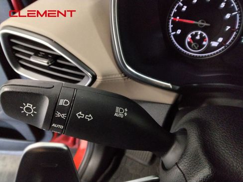 Used 2023 Hyundai Santa Fe SEL w/ Winter Weather Package image 14