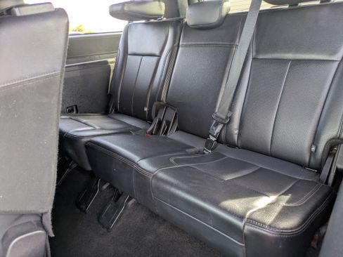 Used 2019 Ford Expedition Max XLT w/ Equipment Group 201A image 16