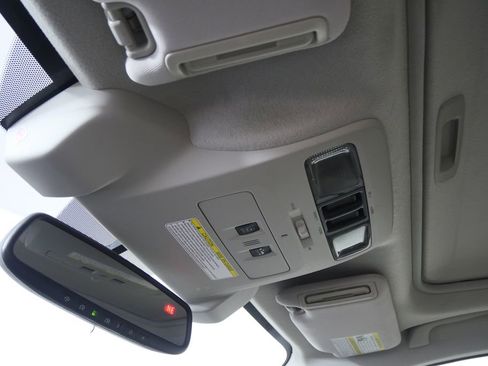 Used 2015 Subaru Crosstrek 2.0i Limited image 13