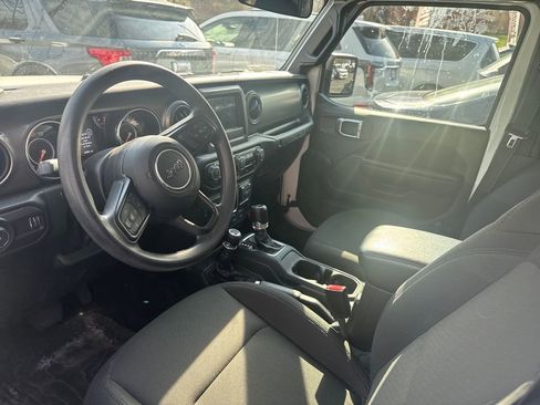 Used 2023 Jeep Wrangler Sport AWD/4WD image 8