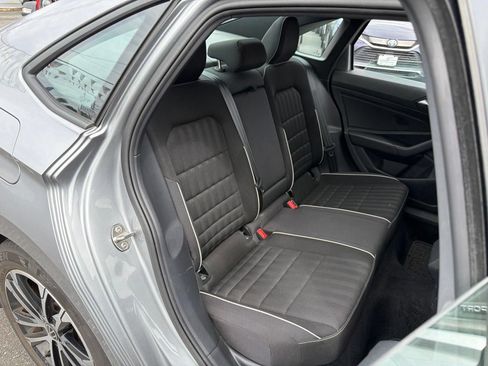 Used 2023 Volkswagen Jetta Sport FWD image 16