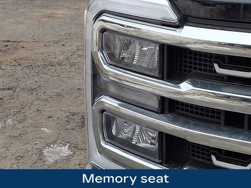 Used 2025 Ford F250 King Ranch image 12