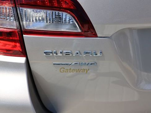 Used 2018 Subaru Outback 2.5i Premium AWD/4WD image 45