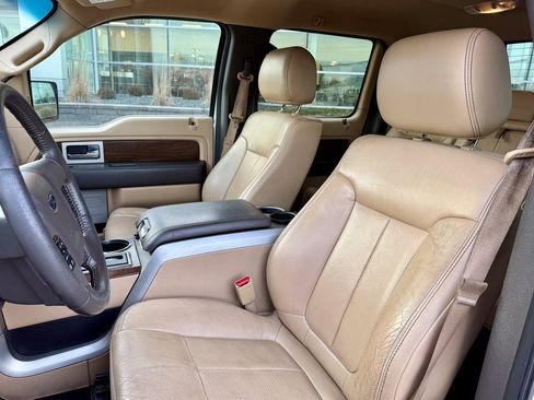 Used 2014 Ford F150 Lariat w/ Lariat Chrome Package image 9