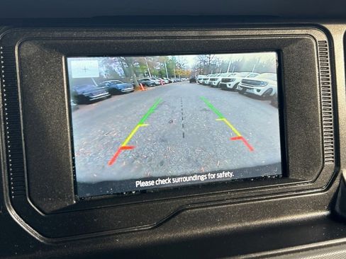 Used 2022 Ford Bronco 2-Door image 18