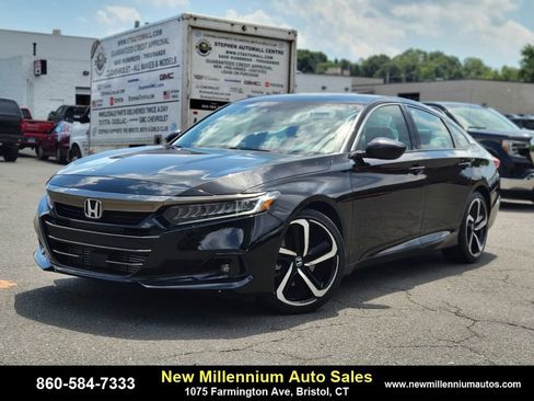 Used 2022 Honda Accord Sport image 1