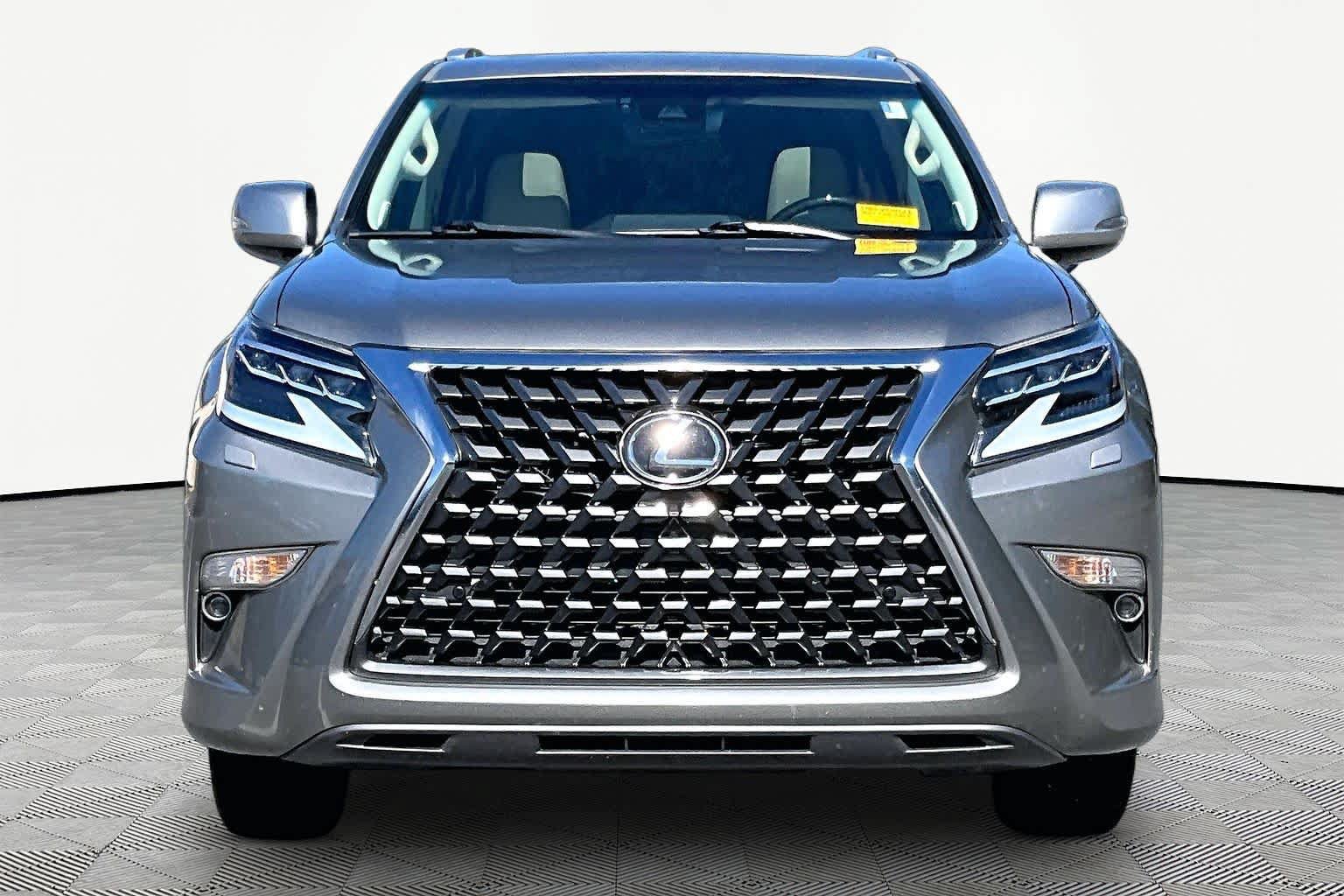 Used 2020 Lexus GX 460 Premium w/ Premium Package AWD/4WD image 3