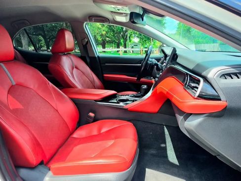 Used 2021 Toyota Camry XSE FWD image 5
