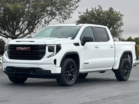 Used 2023 GMC Sierra 1500 Elevation AWD/4WD image 8