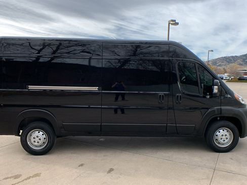 Used 2022 RAM ProMaster 2500 image 6