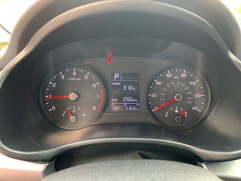 Used 2023 Kia Rio S image 18