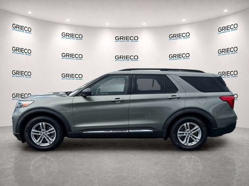 Used 2020 Ford Explorer XLT w/ Equipment Group 202A RWD image 4