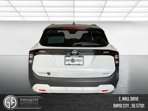 New 2025 Nissan Kicks SV w/ SV Premium Package AWD/4WD image 7